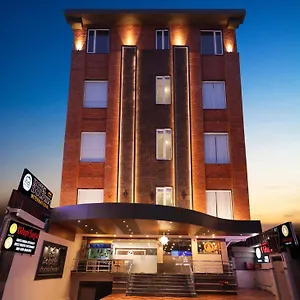 Hotel Dolphin International, Varanasi