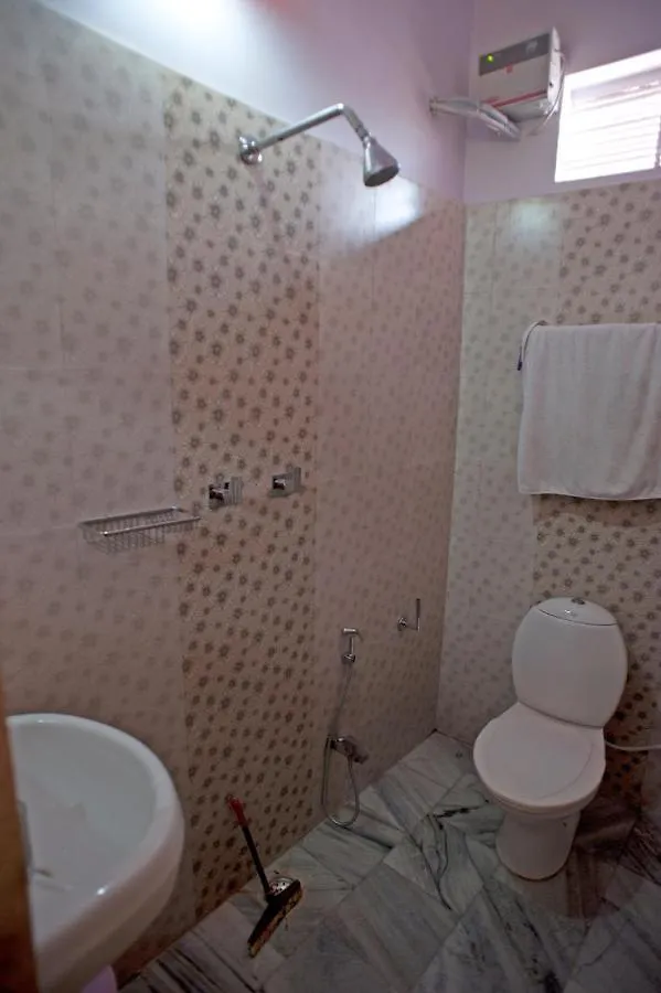 Hotel Ganpati Guest House Varanasi
