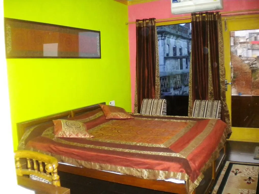 Hotel Ganpati Guest House Varanasi