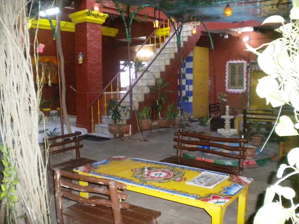 Ganpati Guest House Varanasi 3*,