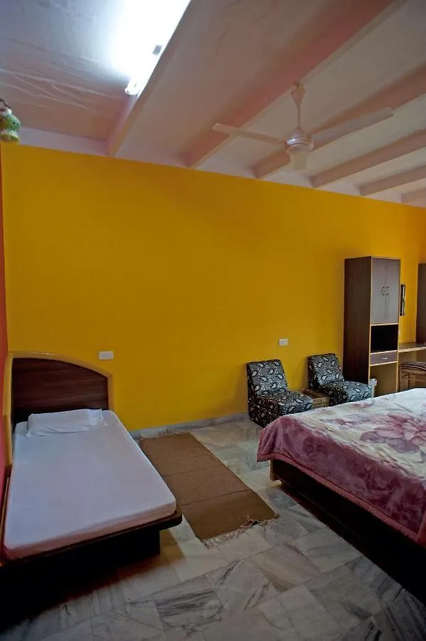 Hotel Ganpati Guest House Varanasi